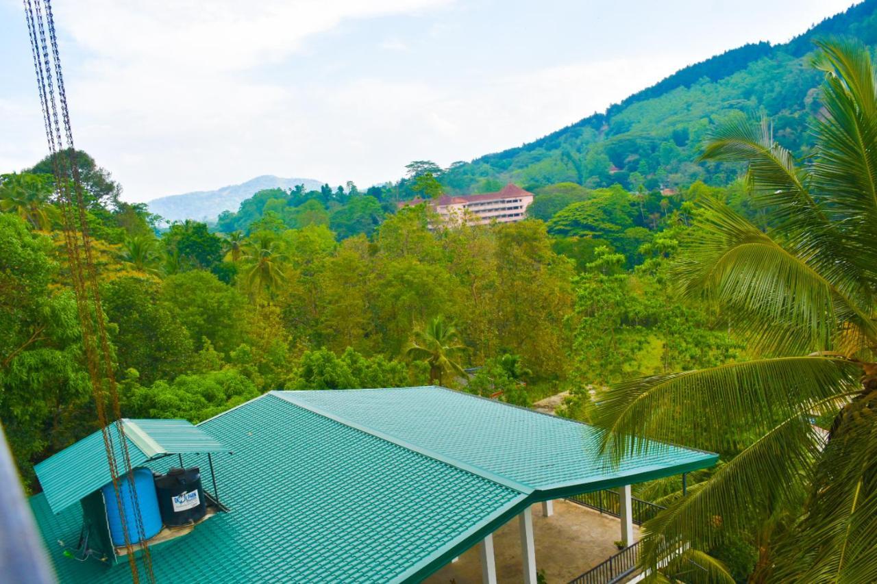 Riverview Guest Канди Экстерьер фото