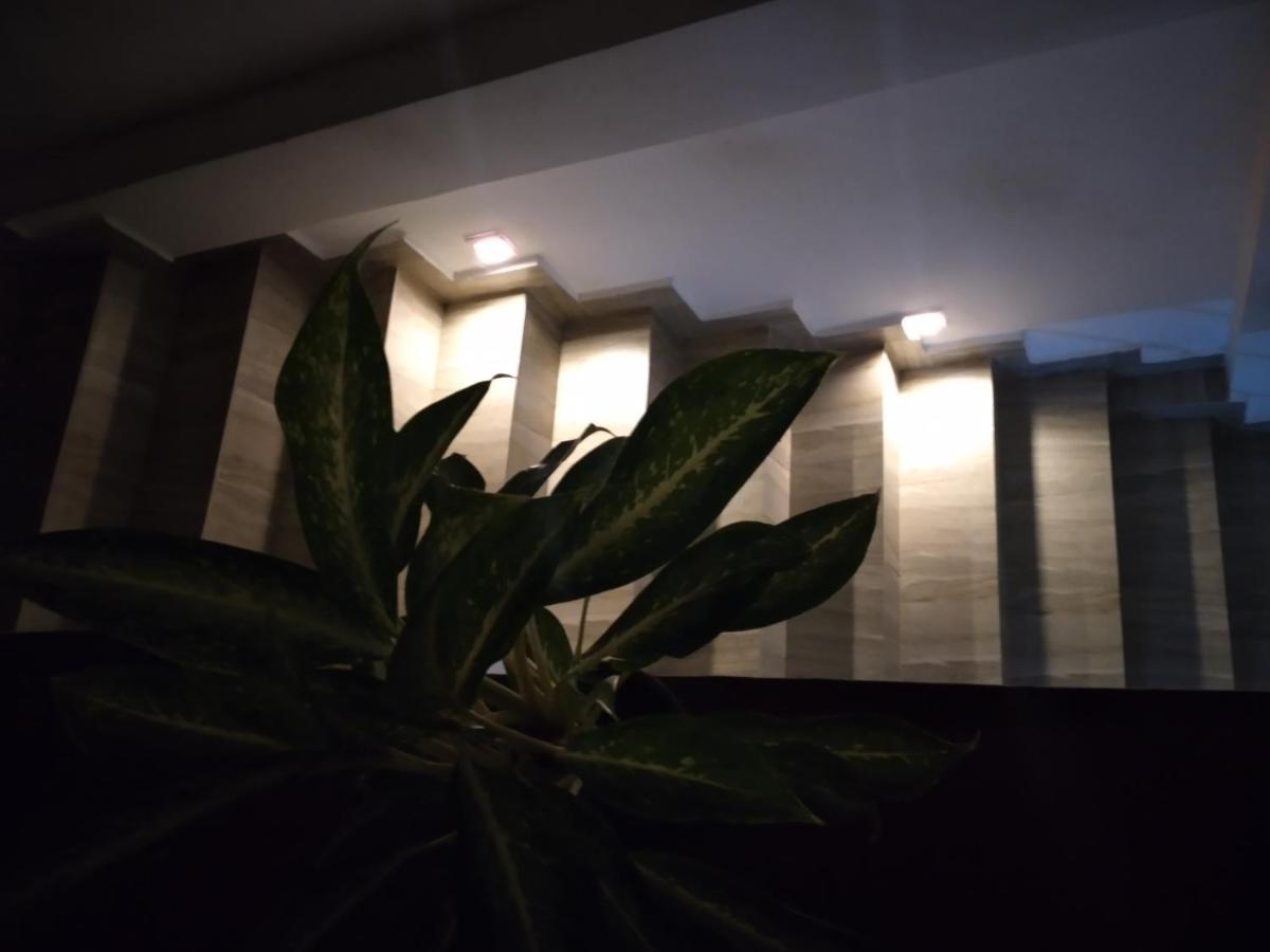 Riverview Guest Канди Экстерьер фото